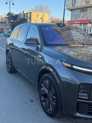 Li Auto L7 2025, 2,000 km - 1.5 l - Bakı