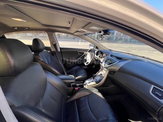 Hyundai Elantra 2011, 230,000 km - 1.8 л - Bakı