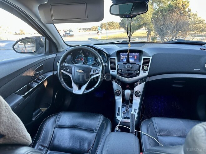 Chevrolet Cruze-6