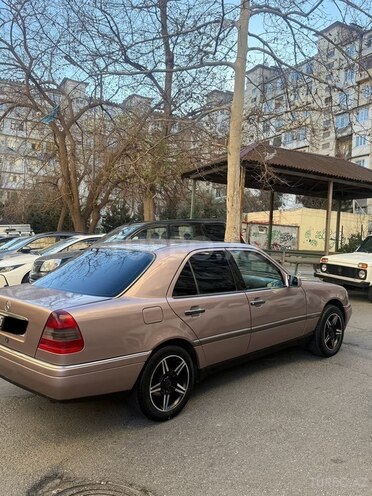 Mercedes C 180 1994, 333,000 km - 1.8 l - Bakı