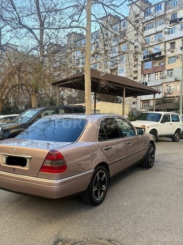 Mercedes C 180 1994, 333,000 km - 1.8 l - Bakı