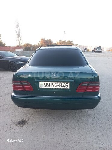 Mercedes E 240 1999, 318,486 km - 2.4 l - Bakı