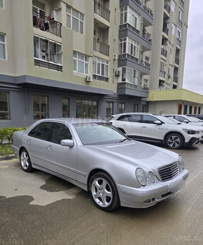 Mercedes E 240 2000, 552,388 km - 2.4 l - Bakı