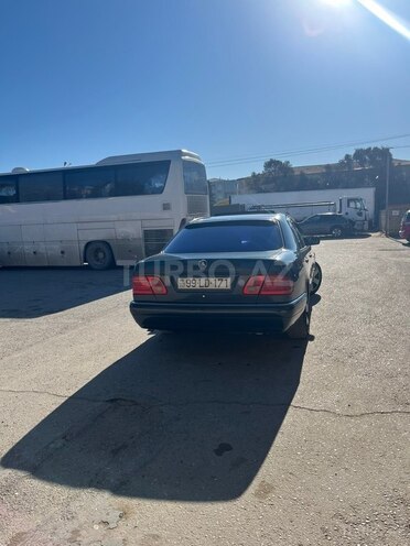 Mercedes E 200 1997, 500,000 km - 2.0 l - Bakı