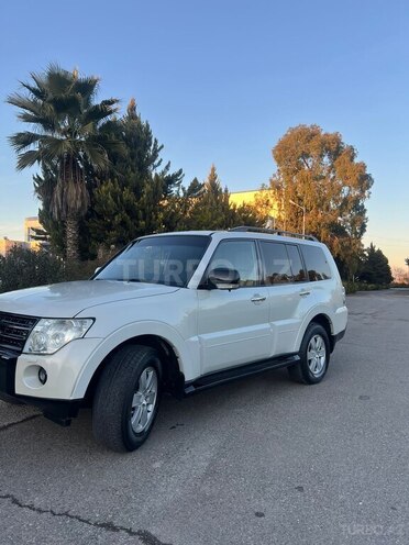 Mitsubishi Pajero 2007, 291,200 km - 3.0 l - Sabirabad