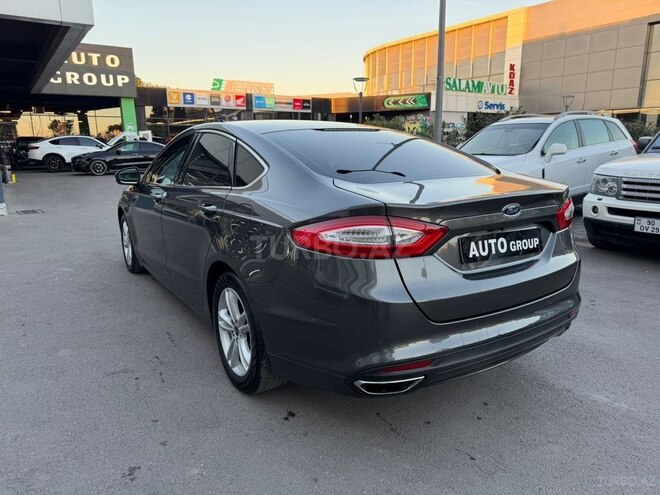 Ford Mondeo-4