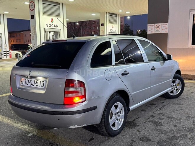 Skoda Fabia-5