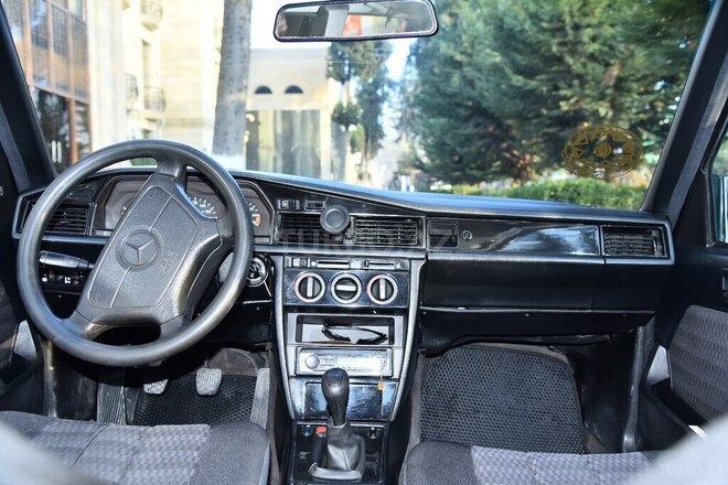 Mercedes 190 1993, 410,200 km - 2.0 l - Göyçay