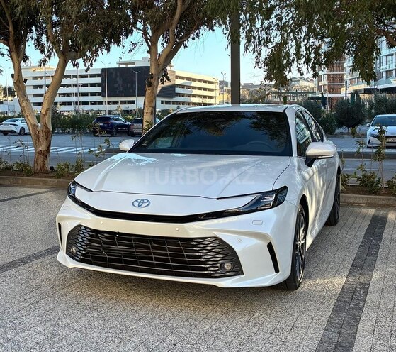 Toyota Camry 2025, 1,600 km - 2.5 л - Bakı