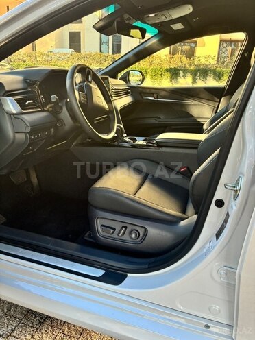 Toyota Camry 2025, 1,600 km - 2.5 л - Bakı