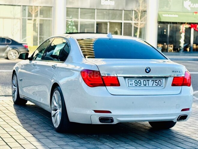 BMW 750 2009, 197,500 km - 4.4 l - Bakı
