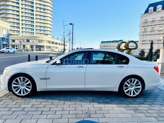 BMW 750 2009, 197,500 km - 4.4 l - Bakı