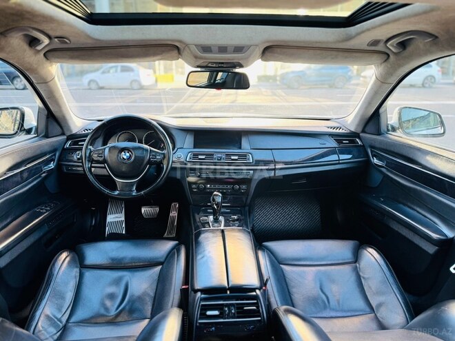 BMW 750 2009, 197,500 km - 4.4 l - Bakı