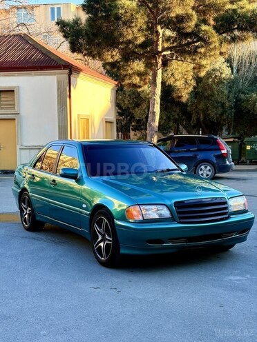 Mercedes C 200 1997, 369,000 km - 2.0 л - Bakı