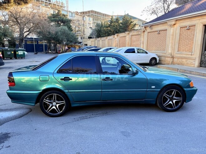 Mercedes C 200 1997, 369,000 km - 2.0 л - Bakı