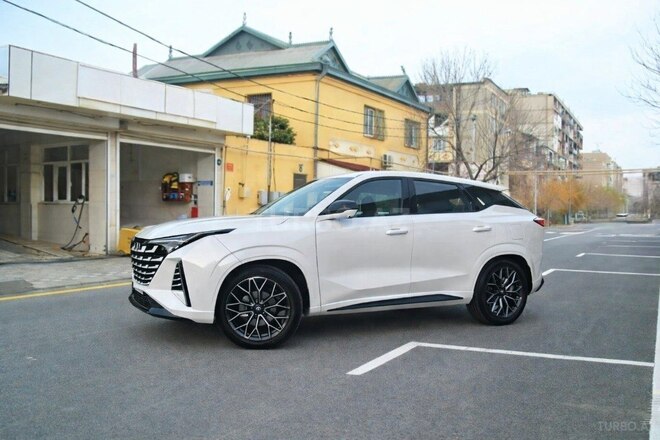 Changan  2025, 100 km - 1.5 l - Bakı