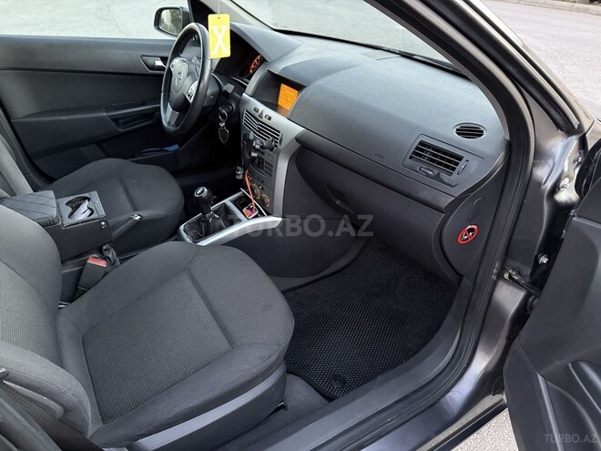 Opel Astra 2009, 270,000 km - 1.4 l - Bakı