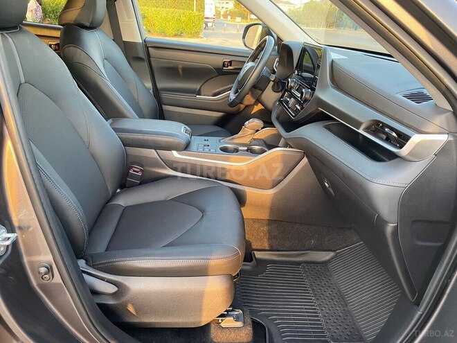 Toyota Highlander 2023, 43,000 km - 2.5 л - Bakı