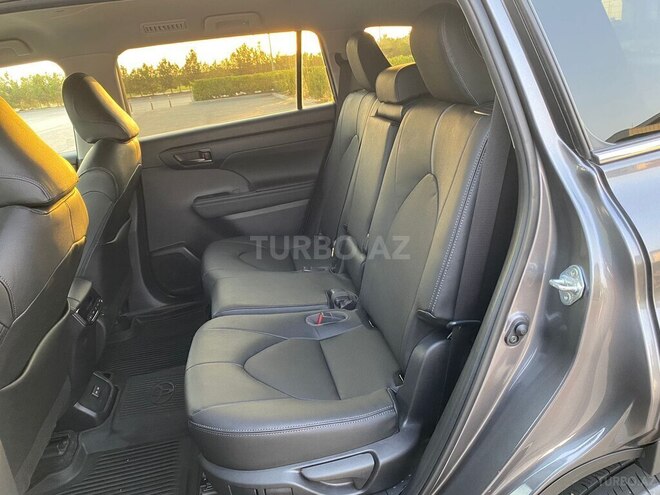 Toyota Highlander 2023, 43,000 km - 2.5 л - Bakı