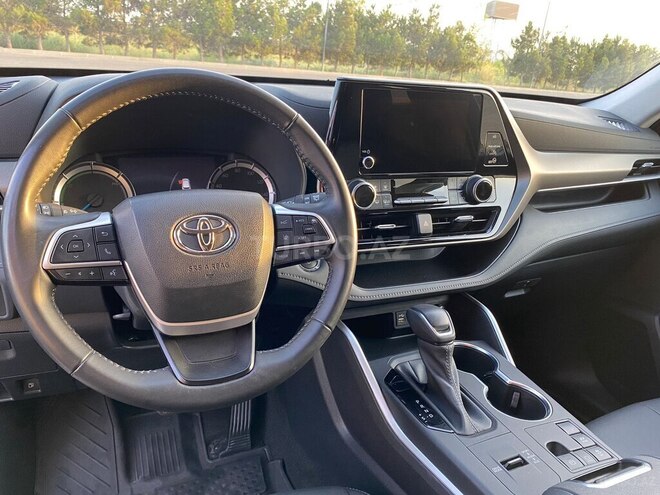 Toyota Highlander 2023, 43,000 km - 2.5 л - Bakı