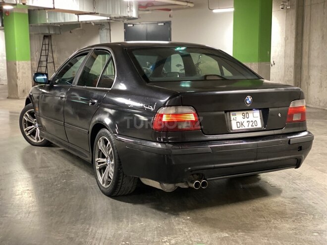 BMW 523 1999, 268,000 km - 2.5 l - Bakı