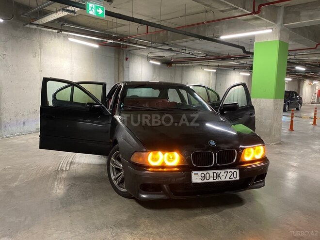BMW 523 1999, 268,000 km - 2.5 l - Bakı