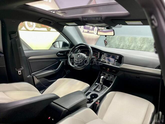 Volkswagen Jetta-23
