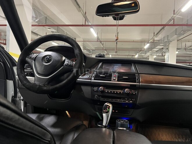 BMW X5 2008, 241,000 km - 4.8 l - Bakı