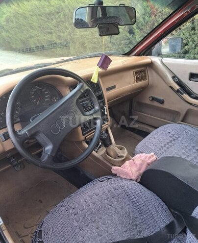 Audi 80-10