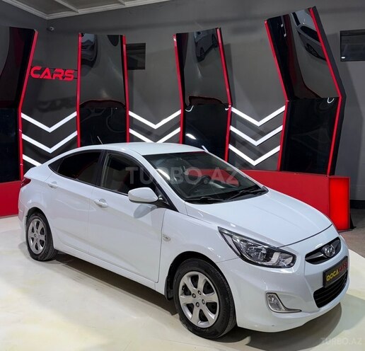 Hyundai Accent-1