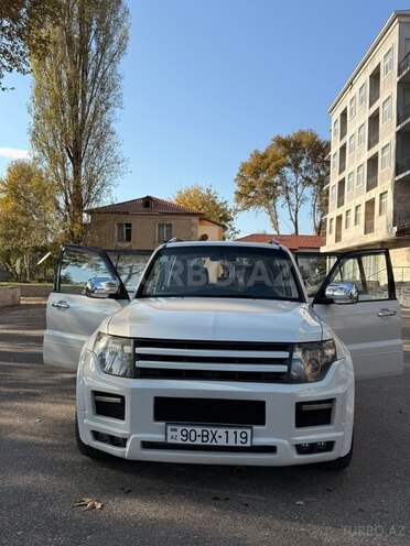 Mitsubishi Pajero 2007, 210,000 km - 3.0 l - İsmayıllı