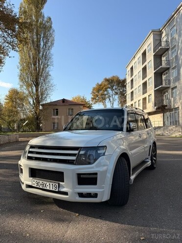 Mitsubishi Pajero 2007, 210,000 km - 3.0 l - İsmayıllı