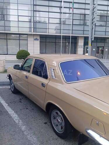 GAZ 24 "Volga"-4
