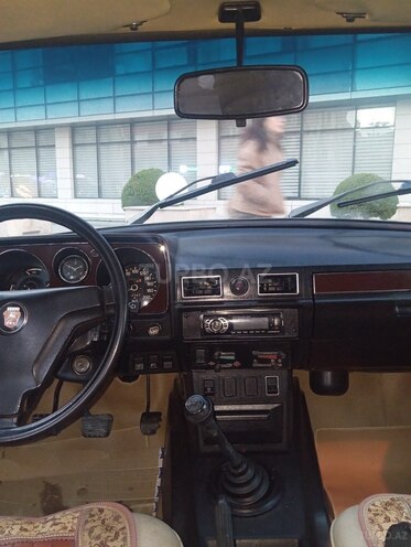 GAZ 24 "Volga"-9