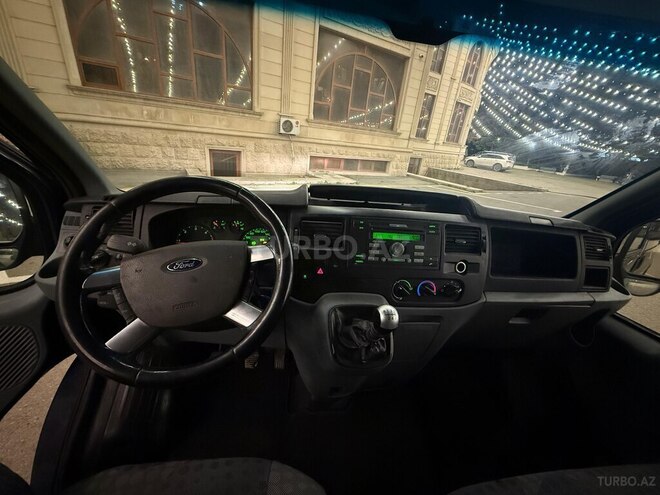 Ford Transit 2009, 185,000 km - 3.2 l - Bakı