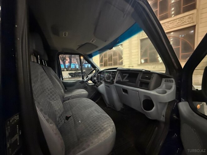 Ford Transit 2009, 185,000 km - 3.2 l - Bakı