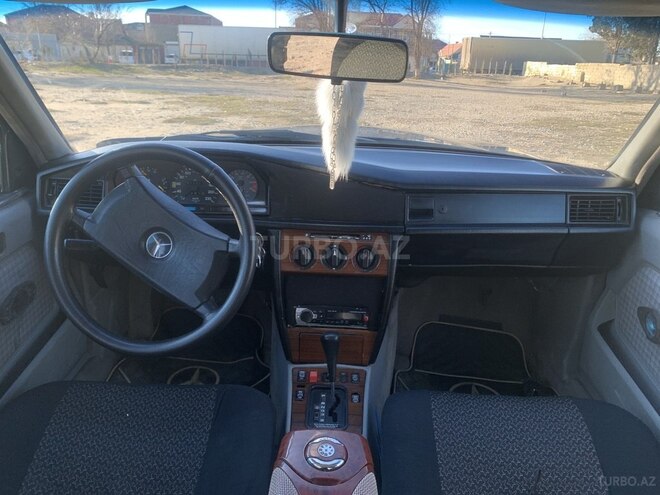 Mercedes 190 1991, 260,000 km - 2.0 l - Sumqayıt