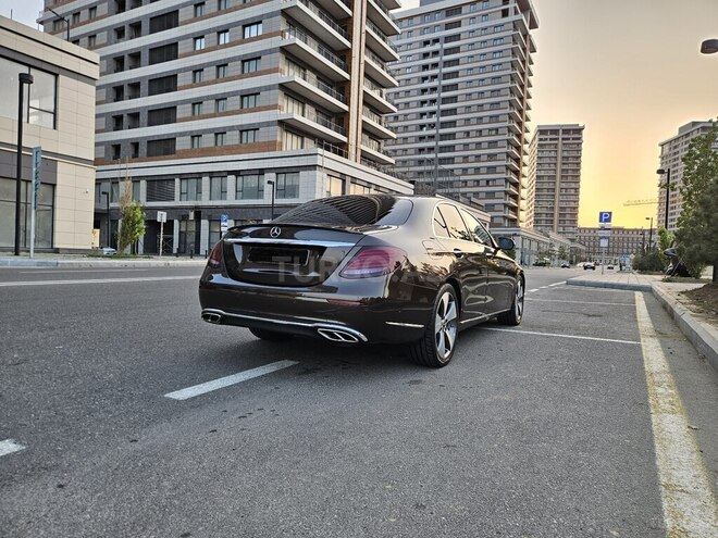 Mercedes E 250 2017, 98,000 km - 2.0 l - Bakı