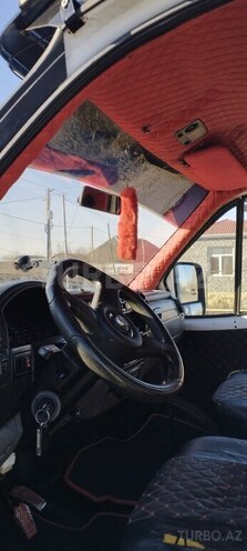 GAZ  2005, 350,000 km - 2.5 l - Yevlax