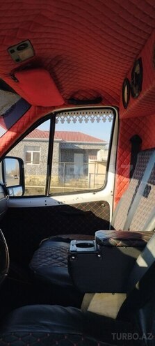 GAZ  2005, 350,000 km - 2.5 l - Yevlax