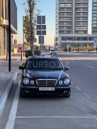 Mercedes E 240 2000, 209,000 km - 2.6 л - Bakı