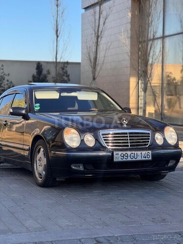 Mercedes E 240 2000, 209,000 km - 2.6 л - Bakı