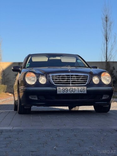 Mercedes E 240 2000, 209,000 km - 2.6 л - Bakı