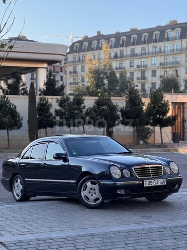 Mercedes E 240 2000, 209,000 km - 2.6 л - Bakı