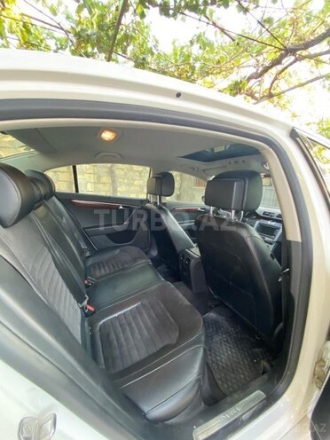Volkswagen Passat 2013, 203,000 km - 1.8 л - Bakı