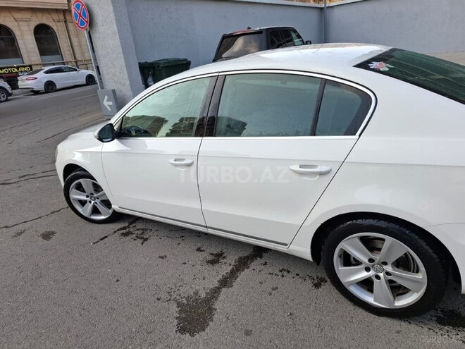 Volkswagen Passat 2013, 203,000 km - 1.8 л - Bakı