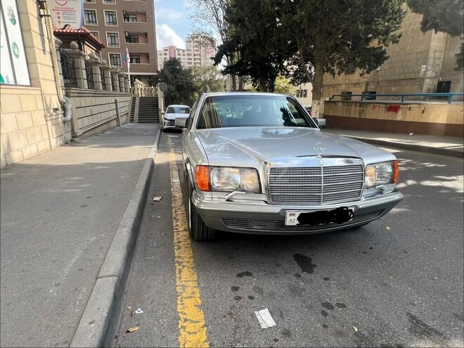 Mercedes 420 SE 1985, 239,402 km - 4.2 l - Bakı