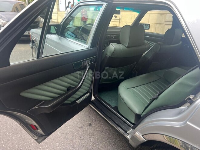 Mercedes 420 SE 1985, 239,402 km - 4.2 l - Bakı