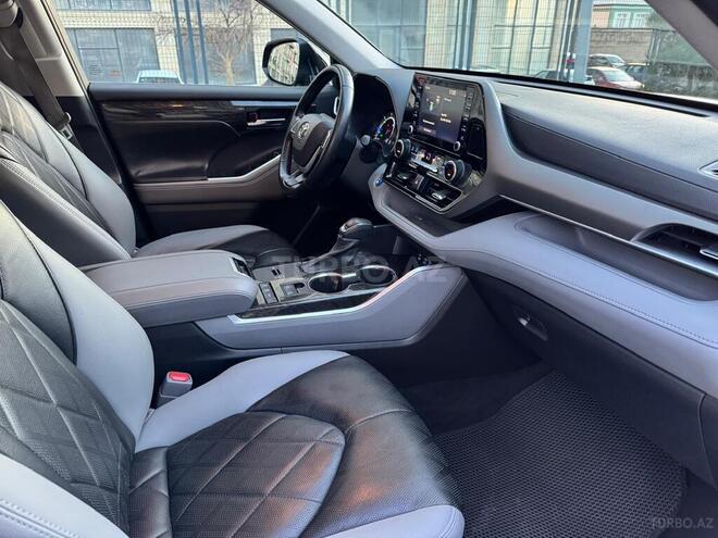 Toyota Highlander 2022, 73,976 km - 2.5 l - Bakı
