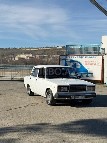 LADA (VAZ) 2107 2009, 140,000 km - 1.7 l - Quba